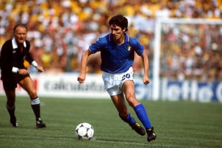 Addio a Paolo Rossi, il calcio e l'Italia piangono il campione del Mundial 82